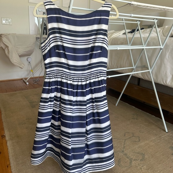 Lilly Pulitzer Eryn Silk Dress - Picture 2 of 5